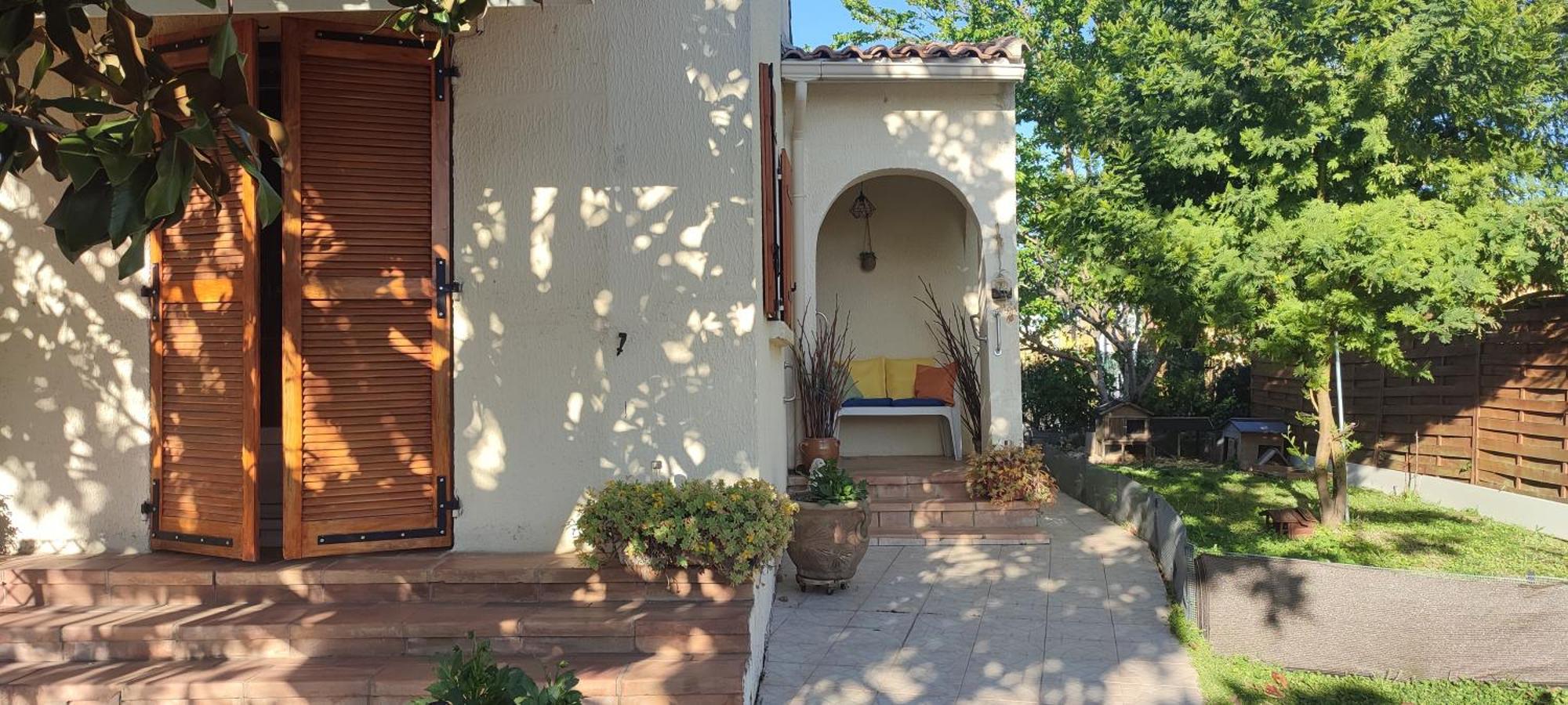 Maison T2 Avec Petit Jardin Dans Impasse Calme バイヤルグ エクステリア 写真