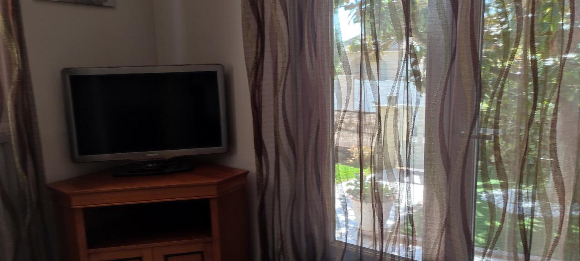 Maison T2 Avec Petit Jardin Dans Impasse Calme バイヤルグ エクステリア 写真