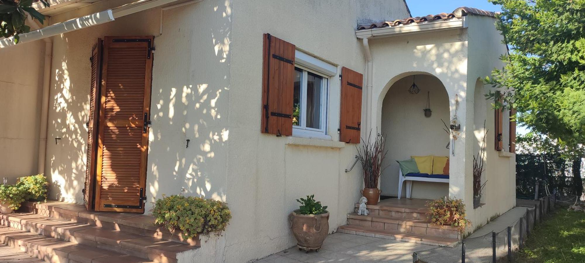 Maison T2 Avec Petit Jardin Dans Impasse Calme バイヤルグ エクステリア 写真